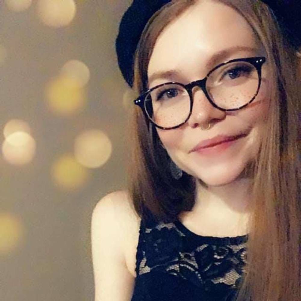 Meet your Posher, Joelle